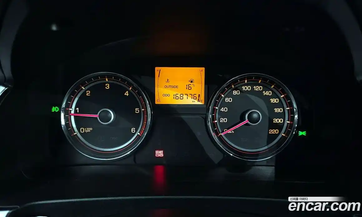 SsangYong Korando 2014 2.0 Механическая в Москве № 1011051, фото 8