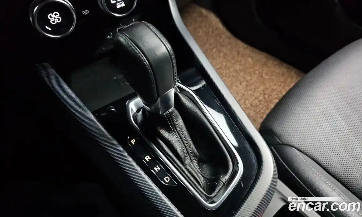 Renault XM3 2020 1.3 Автомат в Москве № 1012898, фото 9