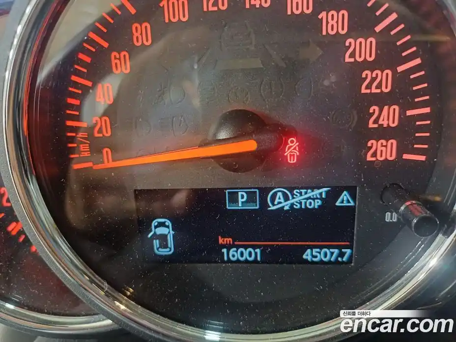 Mini Cooper 2020 2.0 гидро в Москве № 1014081, фото 7