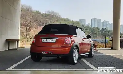Mini Cooper Convertible 2011 1.6 гидро в Москве № 1014107, миниатюра 2