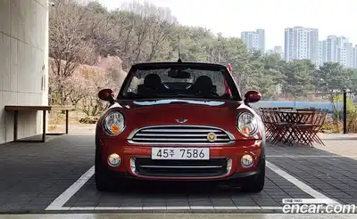 Mini Cooper Convertible 2011 1.6 гидро в Москве № 1014107, миниатюра 3
