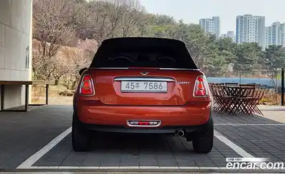 Mini Cooper Convertible 2011 1.6 гидро в Москве № 1014107, миниатюра 4