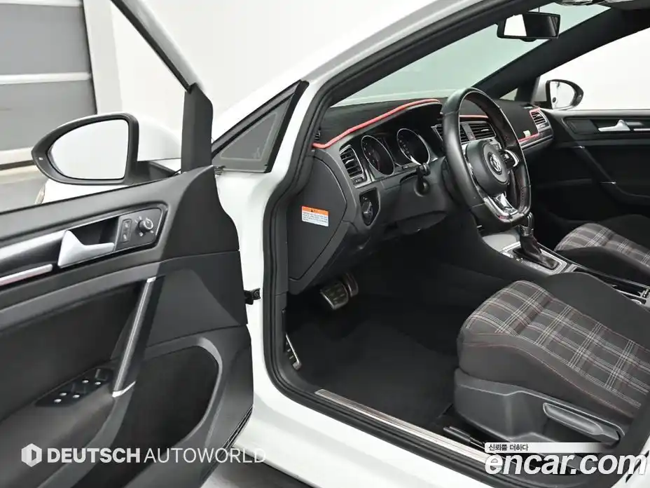 Volkswagen Golf 2016 2.0 гидро в Москве № 1014811, фото 11