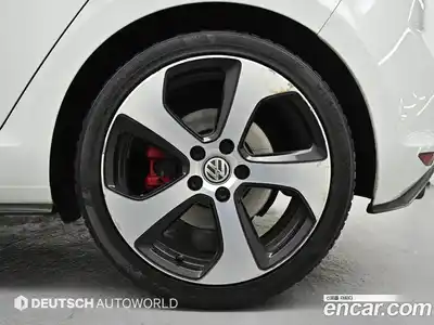 Volkswagen Golf 2016 2.0 гидро в Москве № 1014811, миниатюра 5