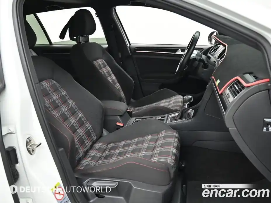 Volkswagen Golf 2016 2.0 гидро в Москве № 1014811, фото 10