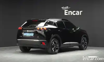 Peugeot 2008 2022 0.1 гидро в Москве № 1015830, миниатюра 2