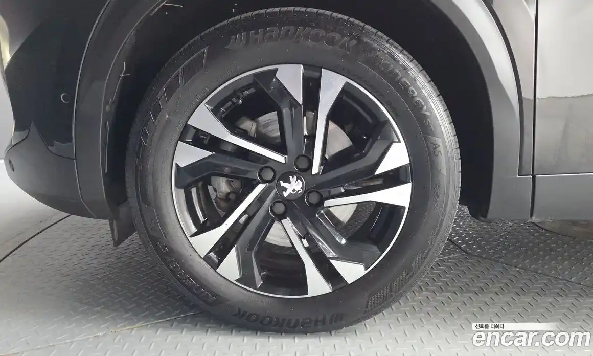 Peugeot 2008 2022 0.1 гидро в Москве № 1015830, фото 5