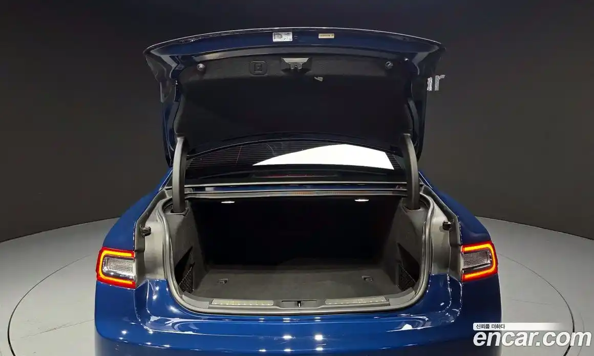 Lincoln Continental 2019 3.0 гидро в Москве № 1019992, фото 20