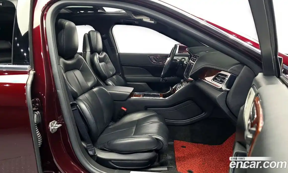 Lincoln Continental 2020 3.0 гидро в Москве № 1029814, фото 11