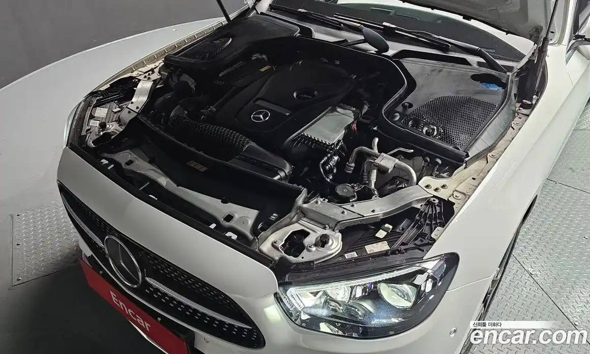 Mercedes-Benz E-Class 2023 2.0 гидро в Москве № 139773, фото 6