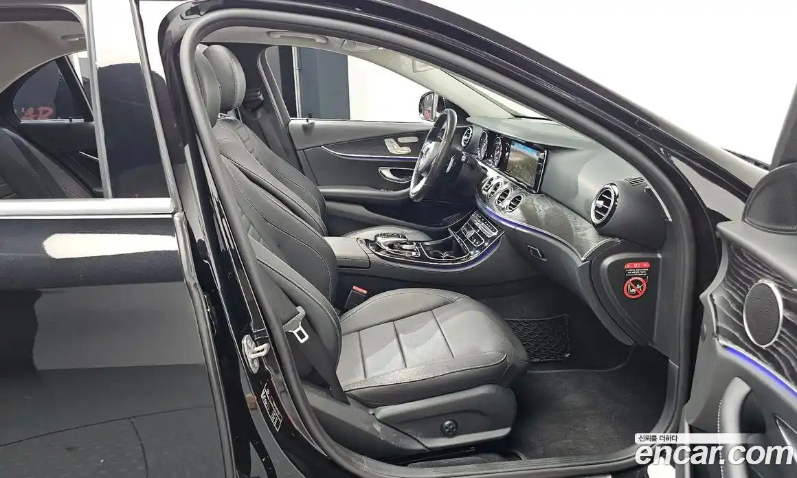 Mercedes-Benz E-Class 2017 2.0 гидро в Москве № 141636, фото 11