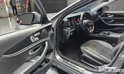Mercedes-Benz E-Class 2019 1.9 гидро в Москве № 142679, миниатюра 11
