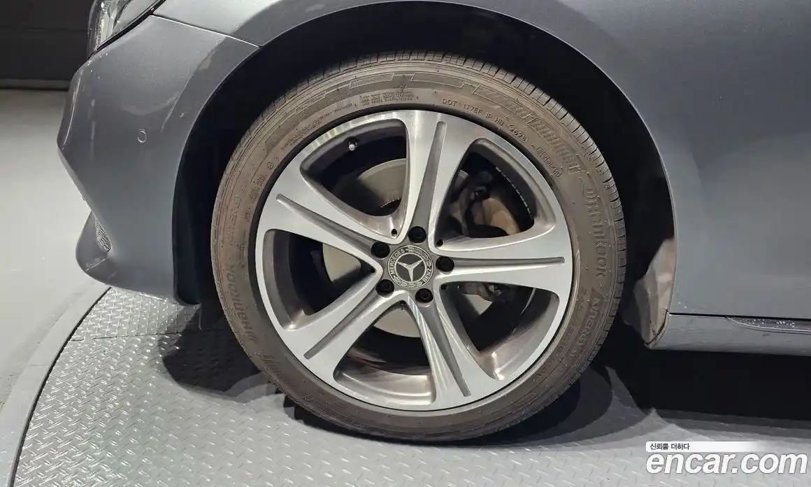 Mercedes-Benz E-Class 2019 1.9 гидро в Москве № 142679, фото 5