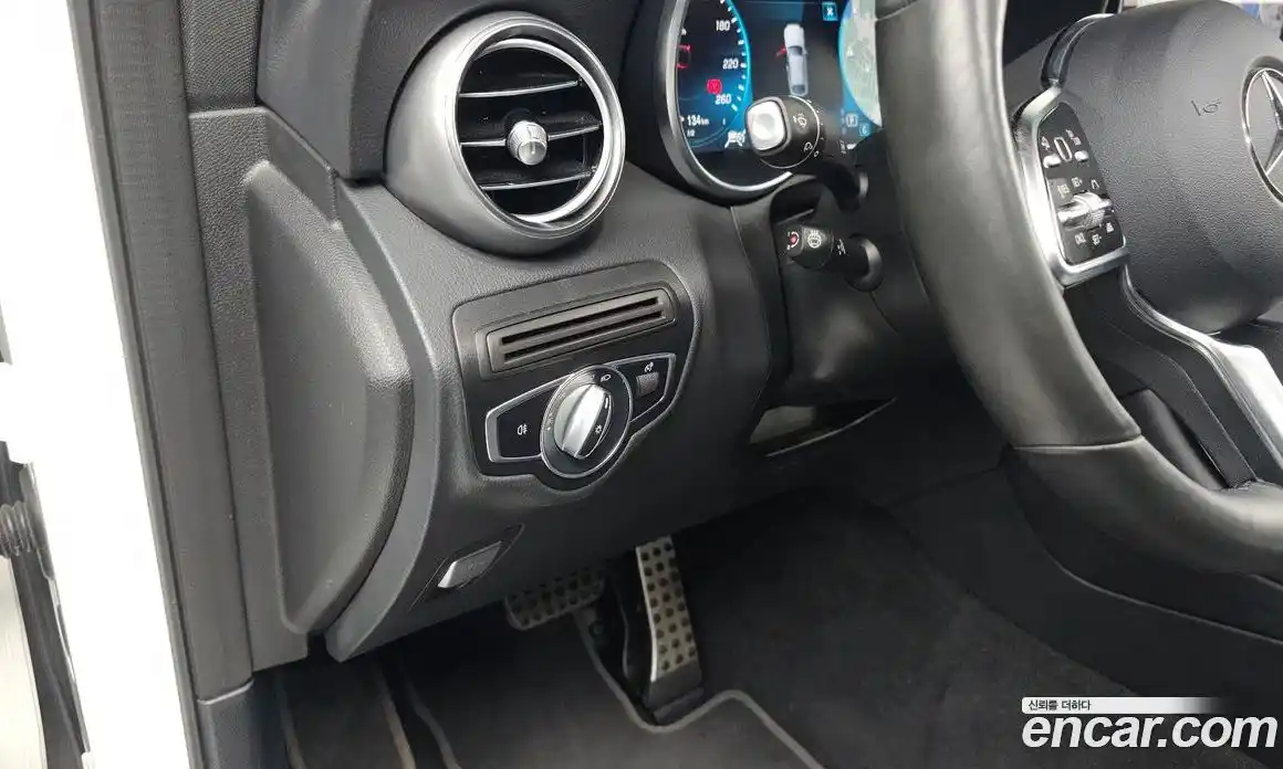 Mercedes-Benz GLC-Class 2021 2.0 гидро в Москве № 142835, фото 12