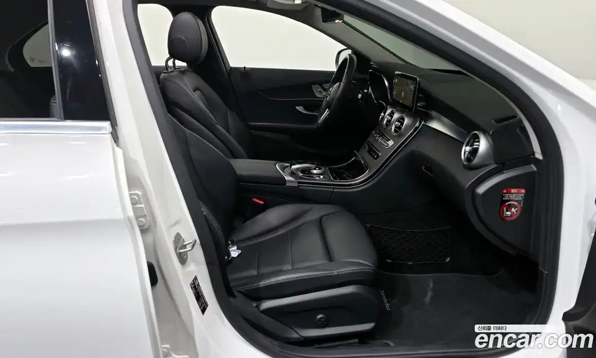 Mercedes-Benz C-Class 2021 1.9 гидро в Москве № 143669, фото 11