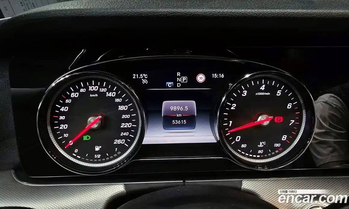 Mercedes-Benz E-Class 2019 2.0 гидро в Москве, фото 8