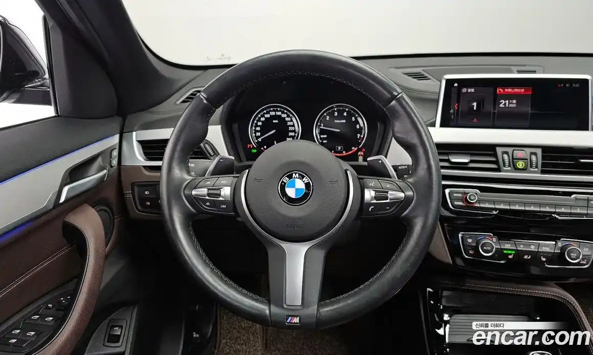 BMW X1 2022 2.0 гидро в Москве № 154993, фото 13