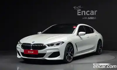 BMW 8-Series, 2022