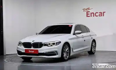 BMW 5-Series, 2019