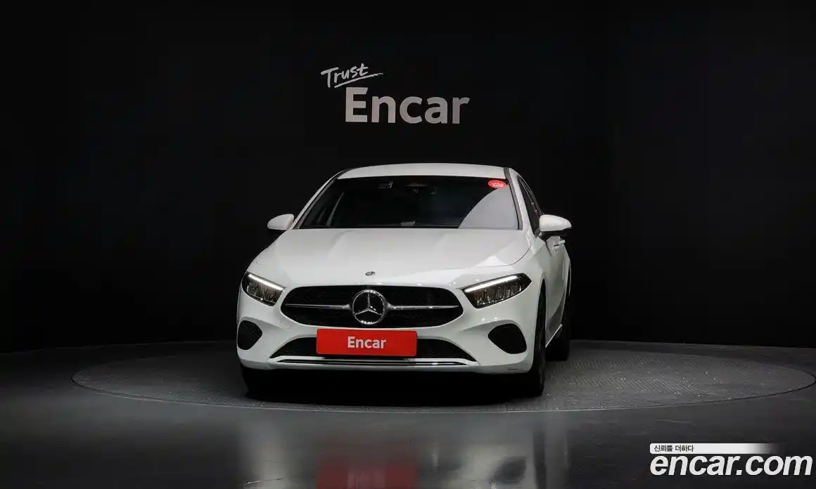 Mercedes-Benz A-Class 2025 2.0 гидро в Москве № 159962, фото 3