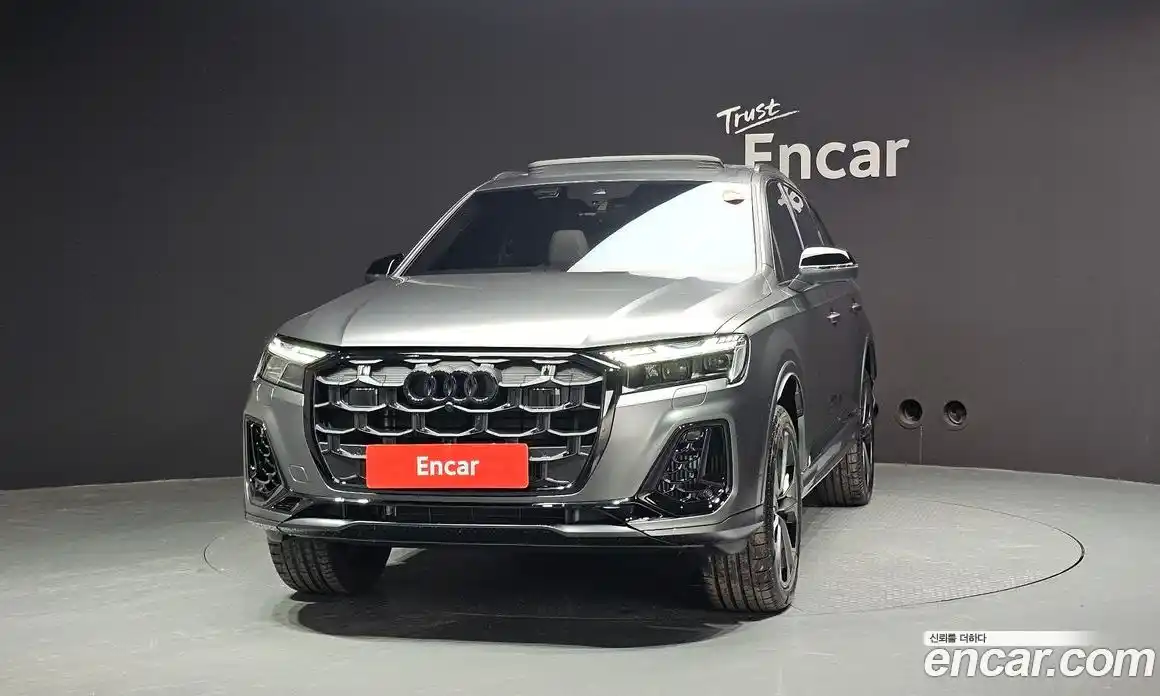 Audi Q7 2025 3.0 гидро в Москве № 162253, фото 3
