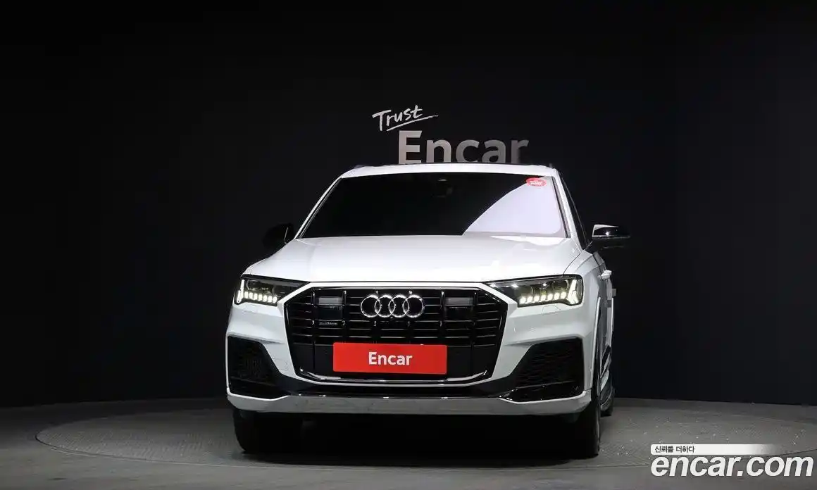 Audi Q7 2023 3.0 гидро в Москве № 162891, фото 3