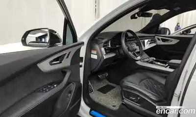 Audi Q7 2023 3.0 гидро в Москве № 162891, миниатюра 10