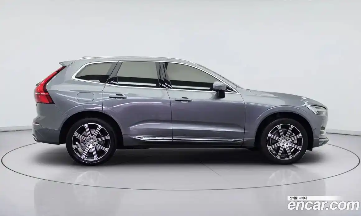 Volvo XC60 2019 2.0 гидро в Москве № 164826, фото 3
