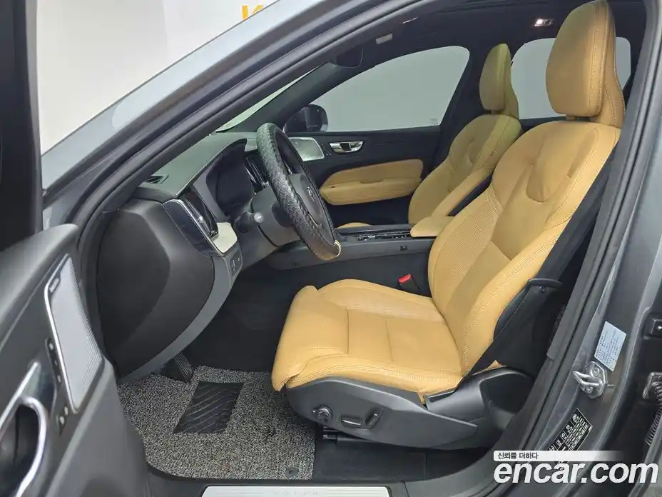 Volvo XC60 2019 2.0 гидро в Москве № 164826, фото 10