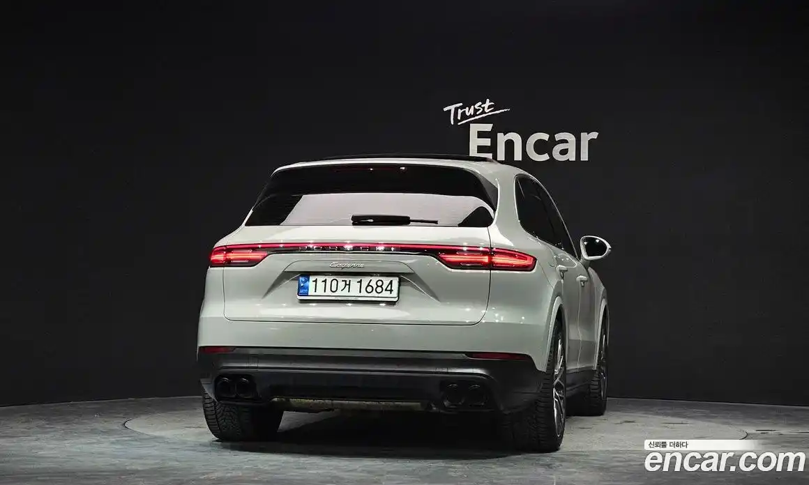 Porsche Cayenne 2023 3.0 гидро в Москве № 165048, фото 4