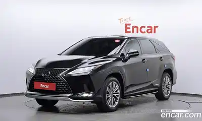 Lexus RX, 2021