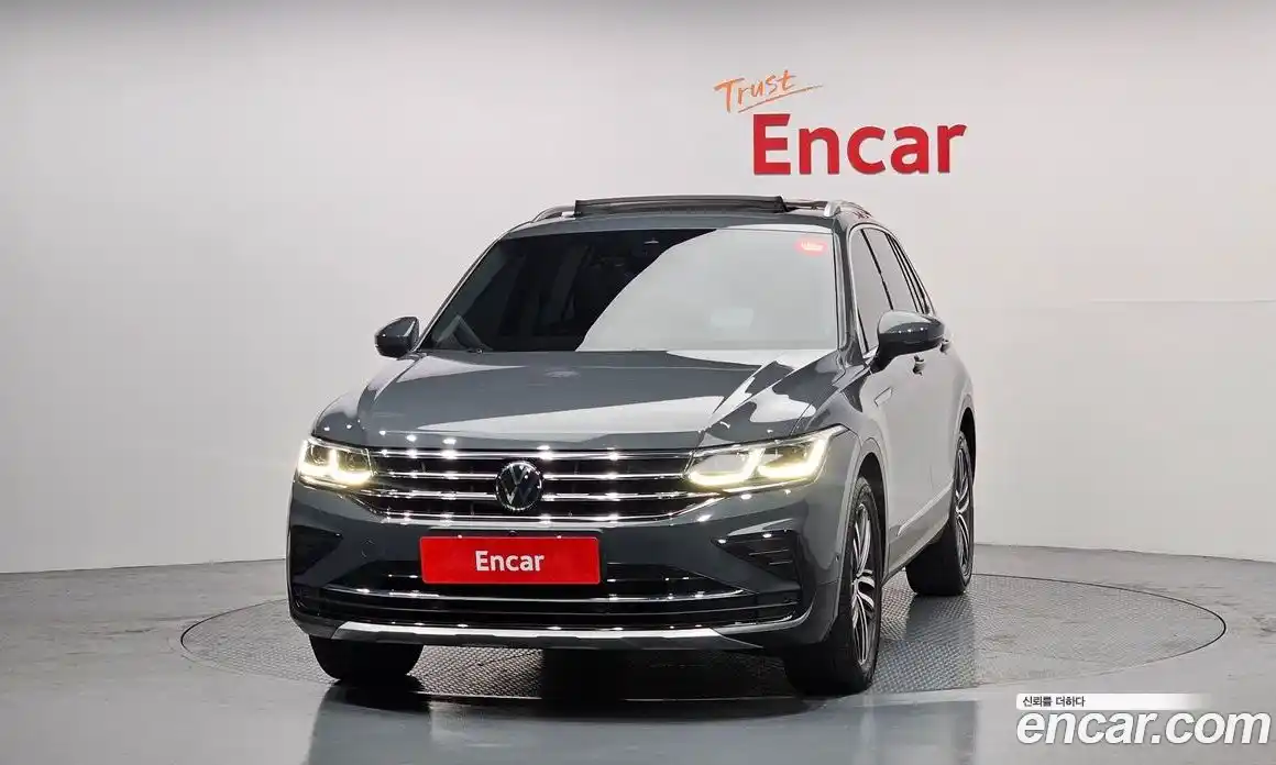 Volkswagen Tiguan 2022 2.0 гидро в Москве № 168660, фото 3