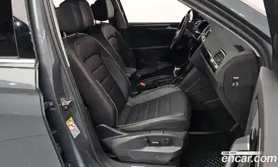 Volkswagen Tiguan 2022 2.0 гидро в Москве № 168660, миниатюра 10