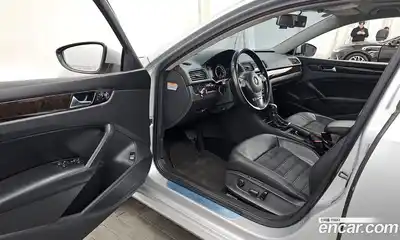 Volkswagen Passat 2014 2.0 гидро в Москве № 168995, миниатюра 10
