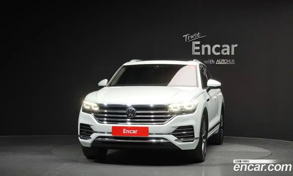 Volkswagen Touareg 2022 3.0 гидро в Москве № 169097, фото 3