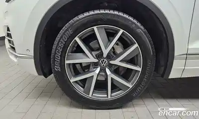 Volkswagen Touareg 2022 3.0 гидро в Москве № 169097, миниатюра 5