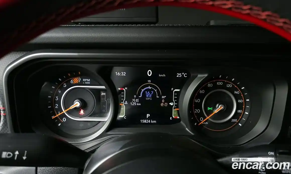 Jeep Wrangler 2024 2.0 гидро в Москве № 169330, фото 8