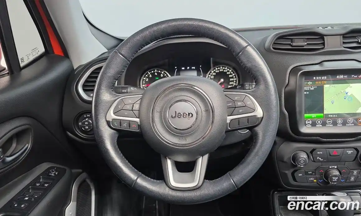 Jeep Renegade 2018 2.4 гидро в Москве № 169664, фото 14