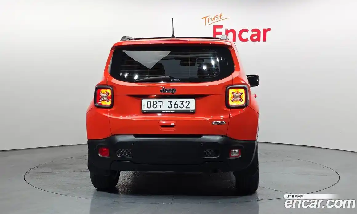 Jeep Renegade 2018 2.4 гидро в Москве № 169664, фото 4