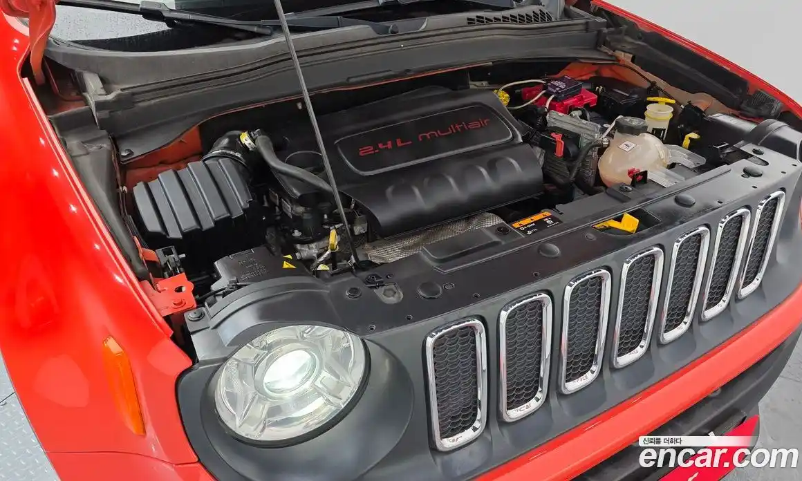 Jeep Renegade 2018 2.4 гидро в Москве № 169664, фото 6