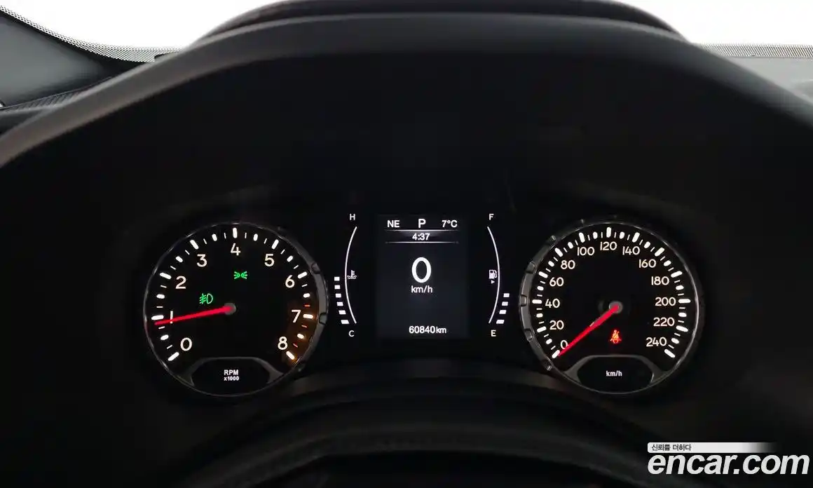 Jeep Renegade 2018 2.4 гидро в Москве № 169664, фото 8