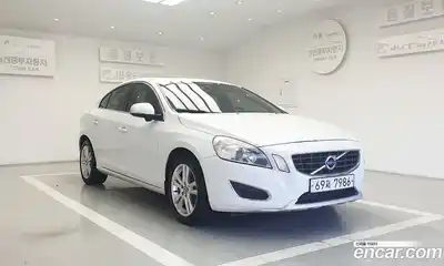 Volvo S60, 2012