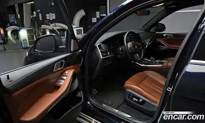 BMW X7 2022 3.0 гидро в Москве № 190315, миниатюра 11