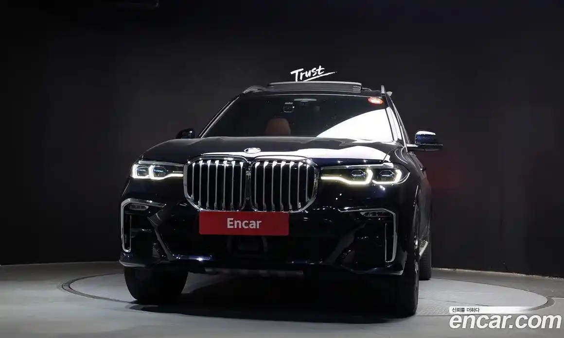 BMW X7 2022 3.0 гидро в Москве № 190315, фото 3