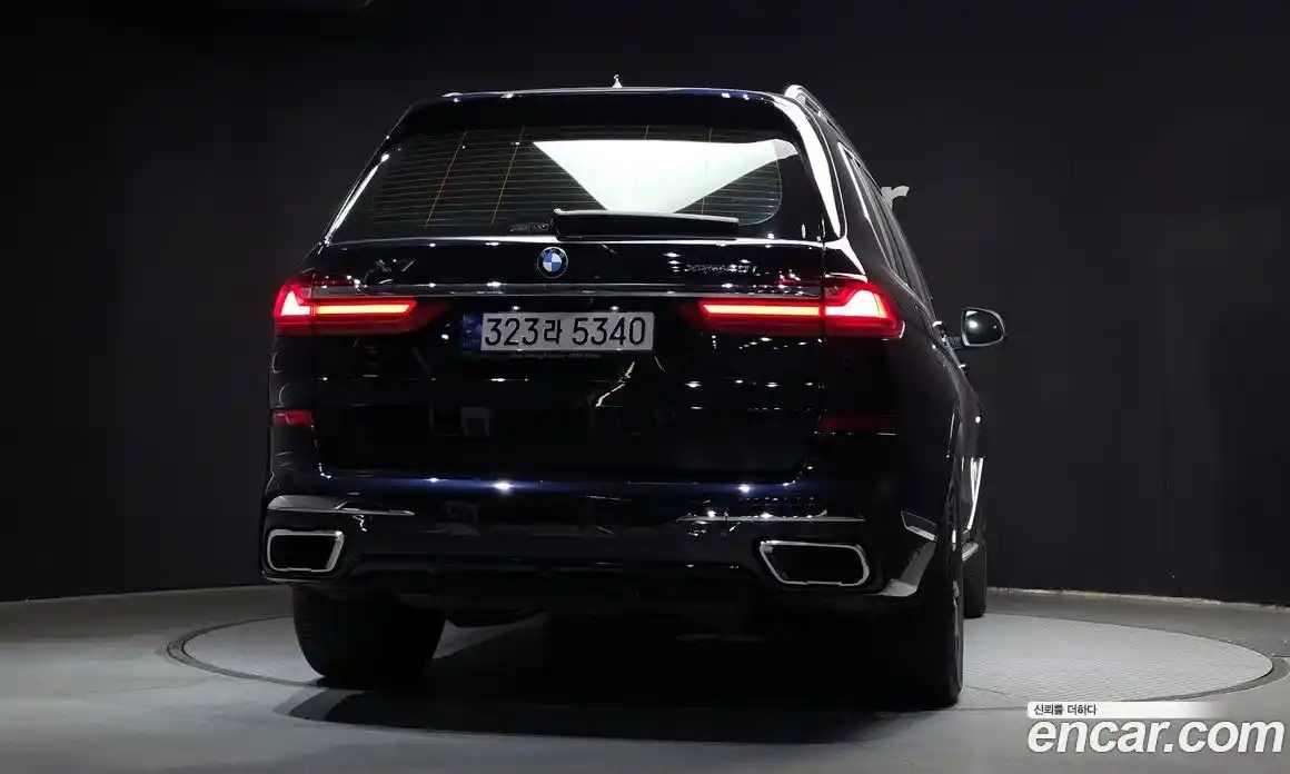 BMW X7 2022 3.0 гидро в Москве № 190315, фото 4