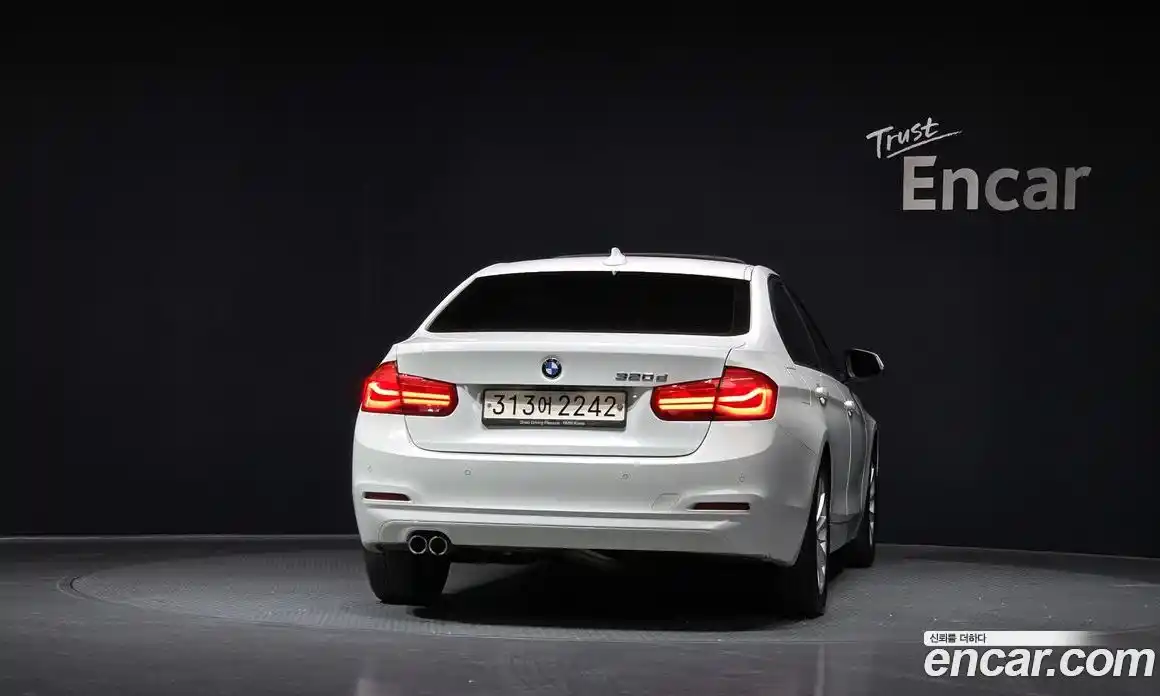 BMW 3-Series 2018 2.0 гидро в Москве № 191666, фото 4