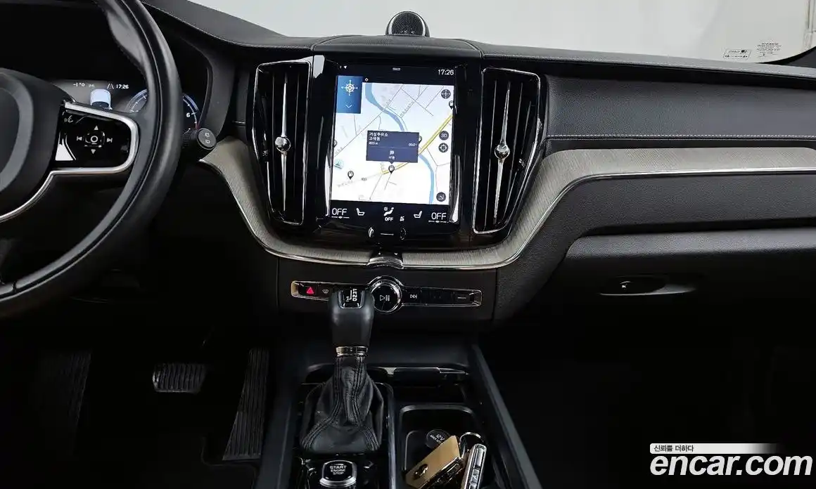Volvo XC60 2017 2.0 гидро в Москве № 197030, фото 14