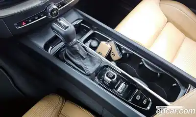 Volvo XC60 2017 2.0 гидро в Москве № 197030, миниатюра 9