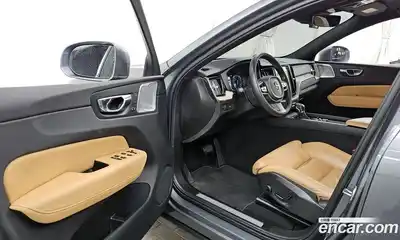 Volvo XC60 2017 2.0 гидро в Москве № 197030, миниатюра 10