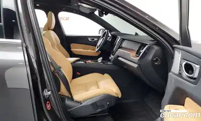 Volvo XC60 2024 2.0 гидро в Москве № 197067, миниатюра 11